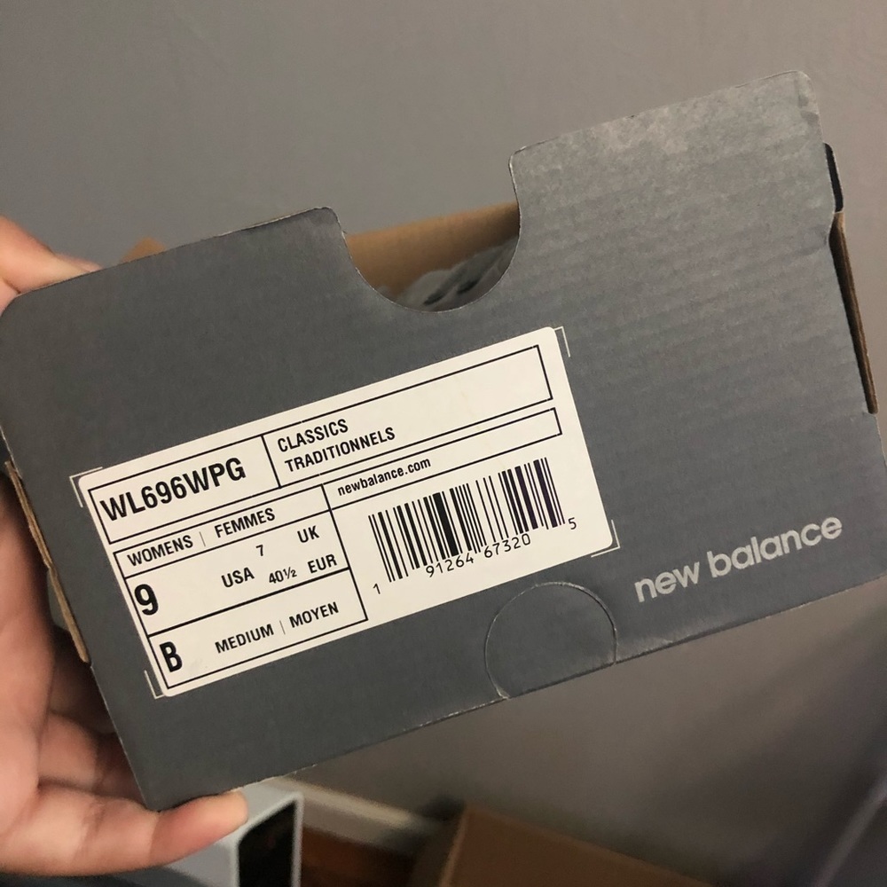 New balance shoes
